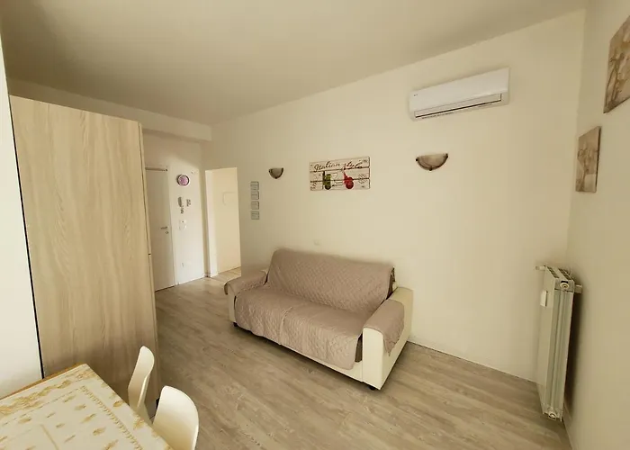 Centro Ξενοδοχείο με διαμερίσματα 3*